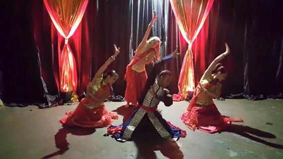 Bollywood Dancers 1